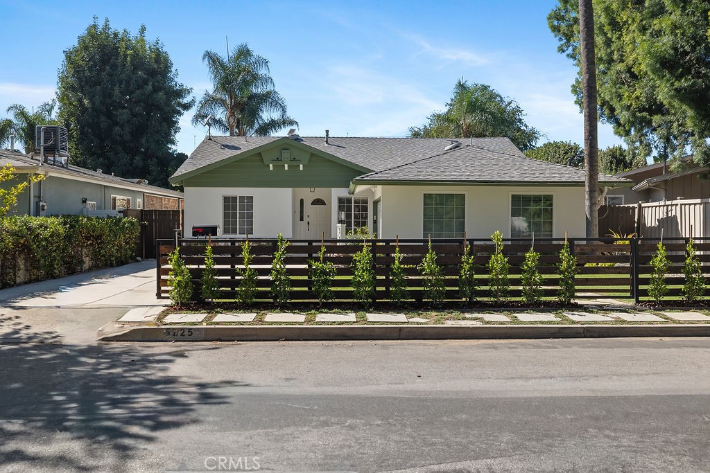 5725 Rhodes Avenue Valley Village, CA 91607 - Photo 4 of 73