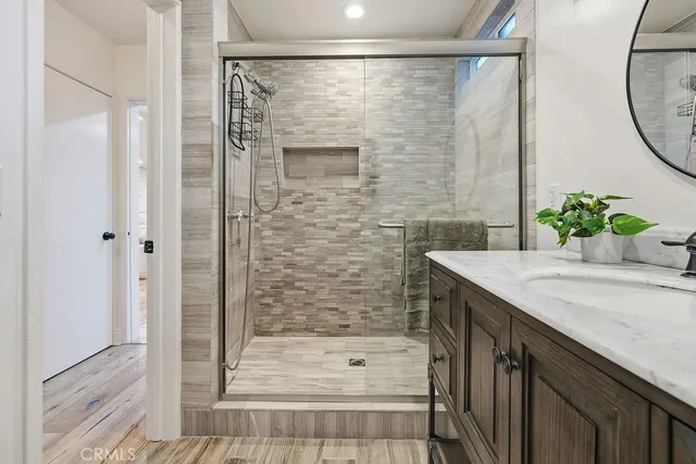 $1,599,000 | 5725 Rhodes Avenue, Valley Village, CA 91607