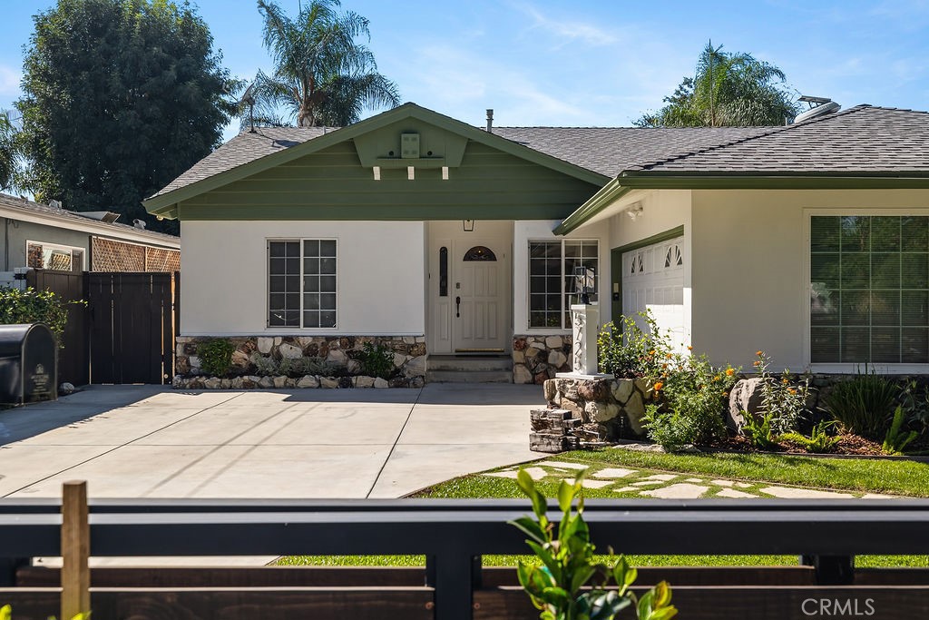 5725 Rhodes Avenue Valley Village, CA 91607 - Photo 5 of 73