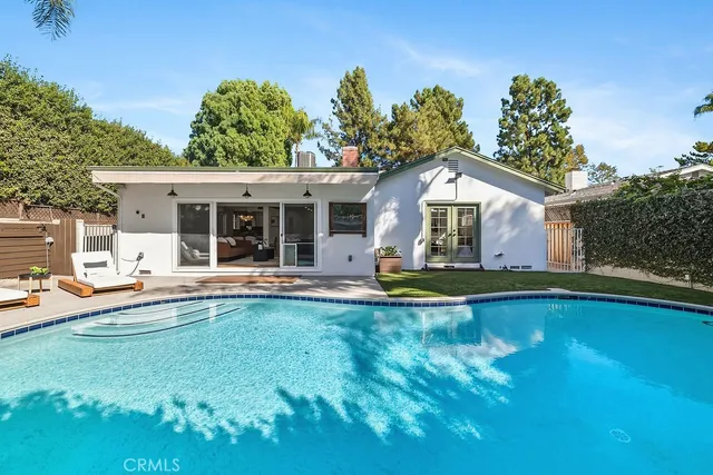 $1,599,000 | 5725 Rhodes Avenue, Valley Village, CA 91607