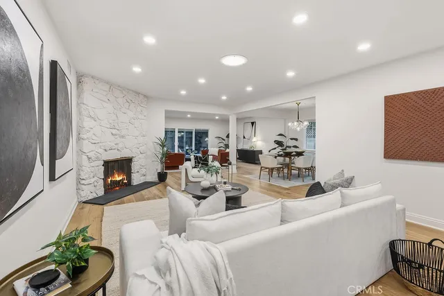 $1,599,000 | 5725 Rhodes Avenue, Valley Village, CA 91607