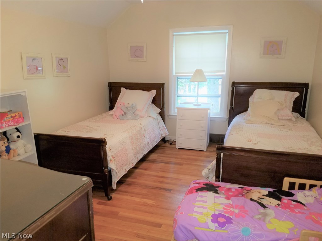 28300 Jackson Road Chagrin Falls, OH 44022 - Photo 22 of 31 Bedroom #2