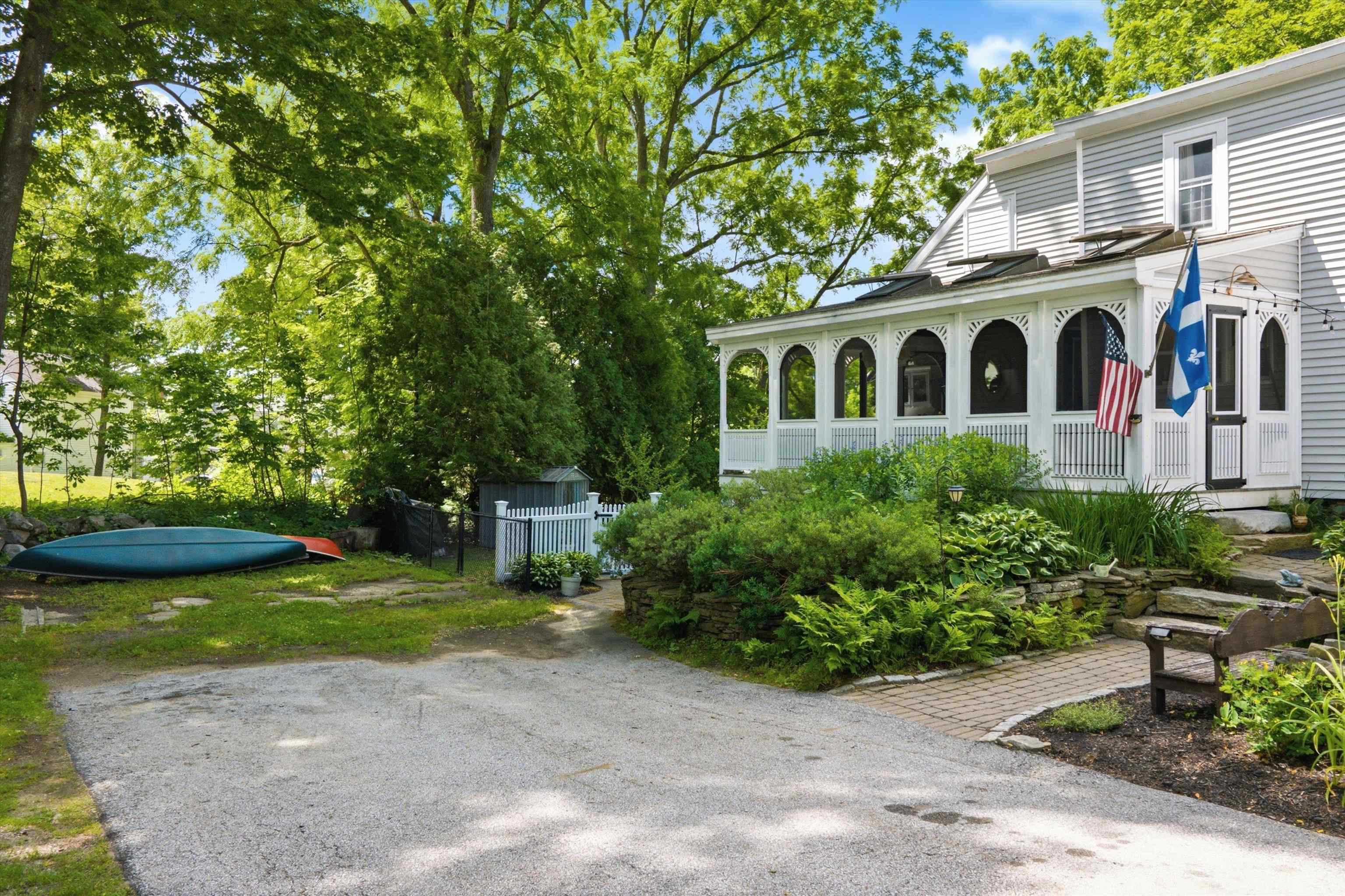 13 Nesmith Street Derry, NH 03038 - Photo 3 of 55