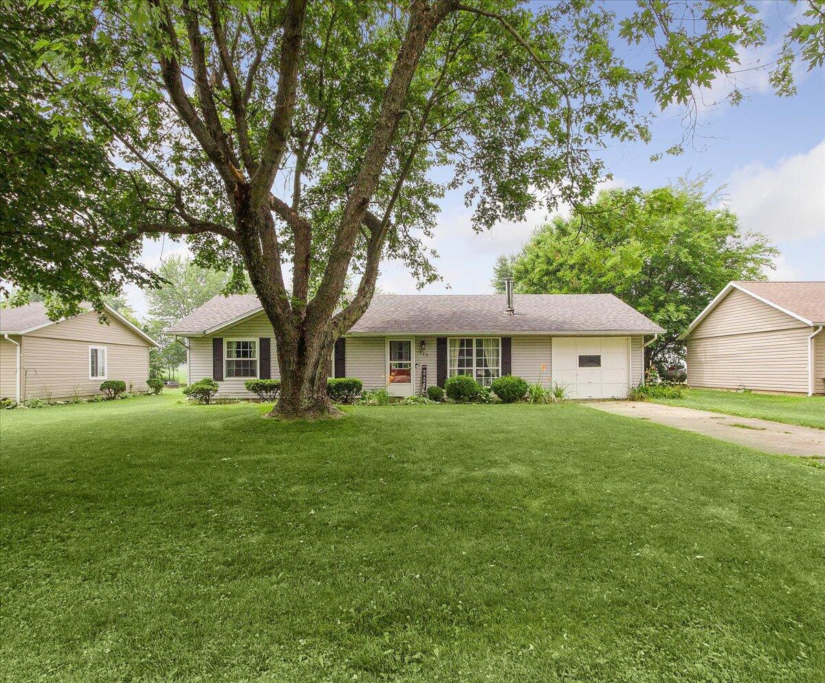 122 Rupolo Drive St. Paris, OH 43072 - Photo 3 of 27