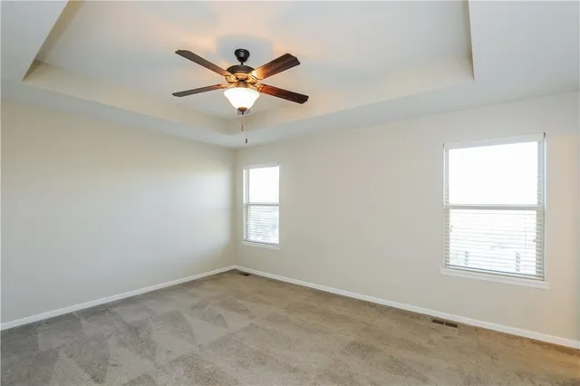 $2,425 | 622 Autumn Drive, Belton, MO 64012