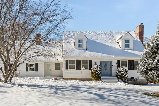 $750,000 | 909 Dorset Street, South Burlington, VT 05403