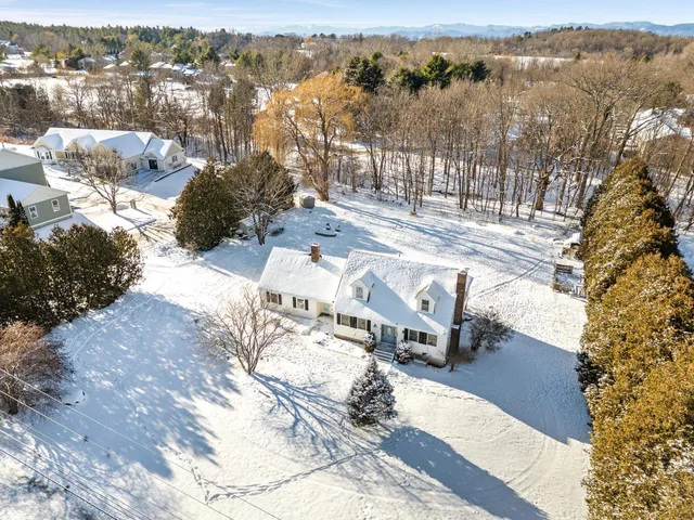 $750,000 | 909 Dorset Street, South Burlington, VT 05403