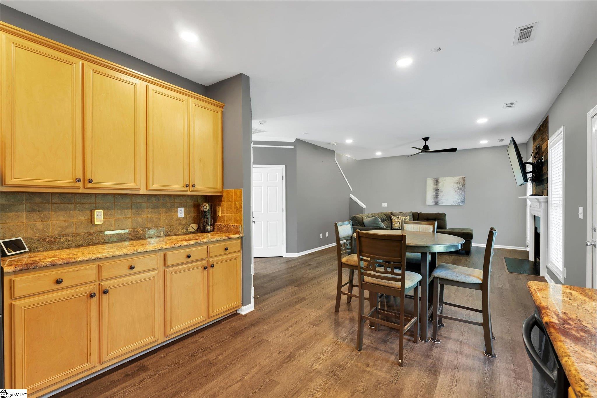 17 Ridgebrook Way Greenville, SC 29605 - Photo 19 of 47 Gallery Image 19
