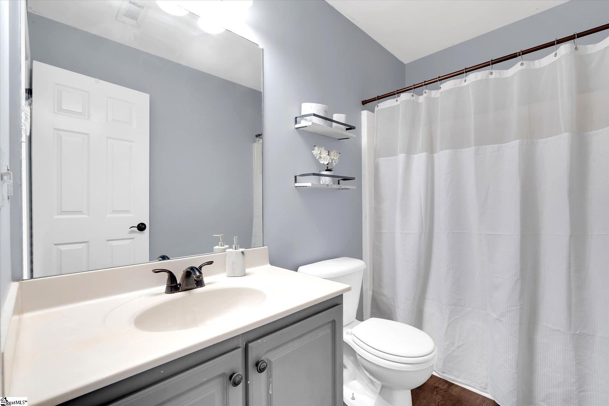 17 Ridgebrook Way Greenville, SC 29605 - Photo 29 of 47 Gallery Image 29