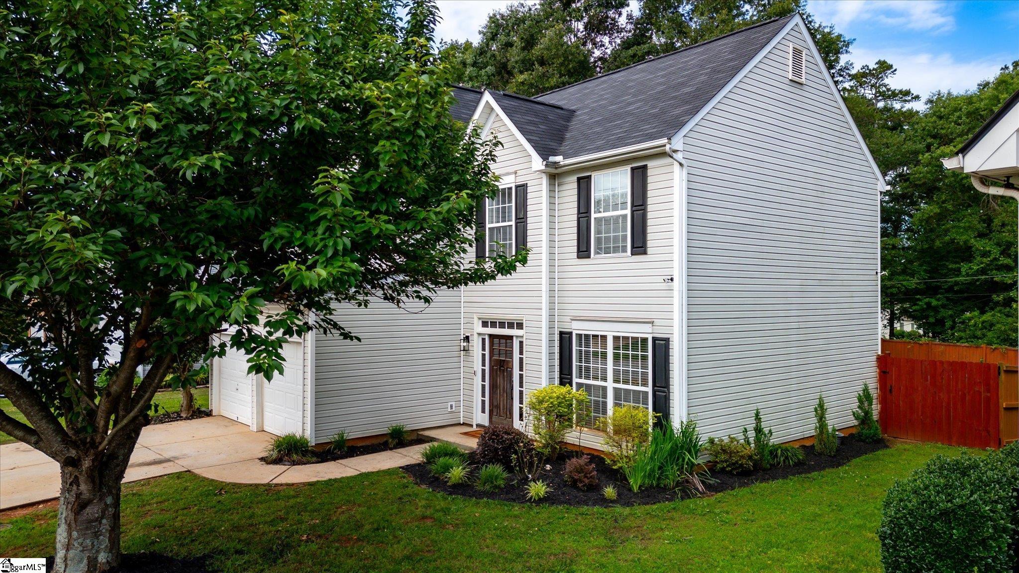 17 Ridgebrook Way Greenville, SC 29605 - Photo 6 of 47 Gallery Image 6