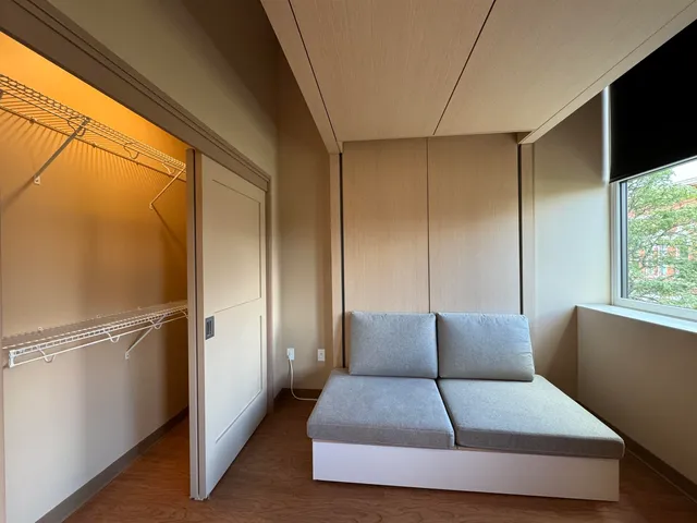 $1,699 | 83 Hanover Street, Unit 301, Manchester, NH 03101