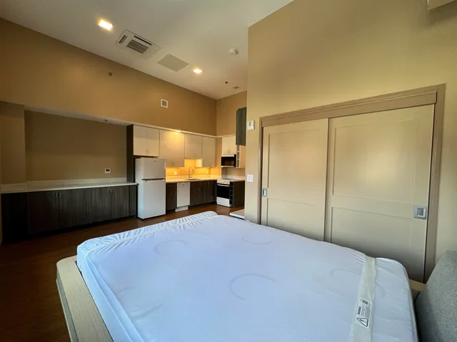 $1,699 | 83 Hanover Street, Unit 301, Manchester, NH 03101