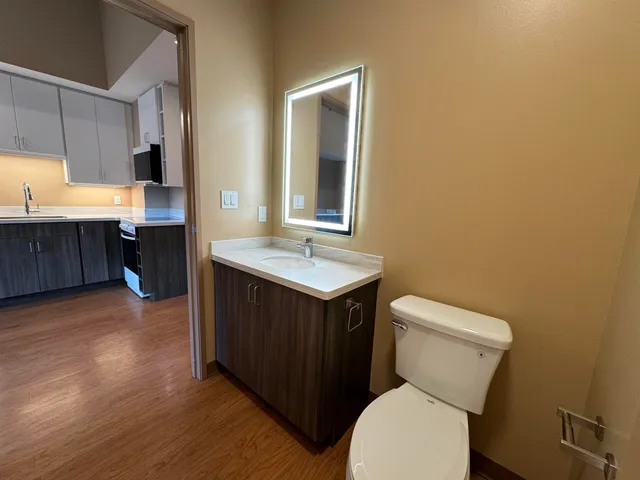 $1,699 | 83 Hanover Street, Unit 301, Manchester, NH 03101