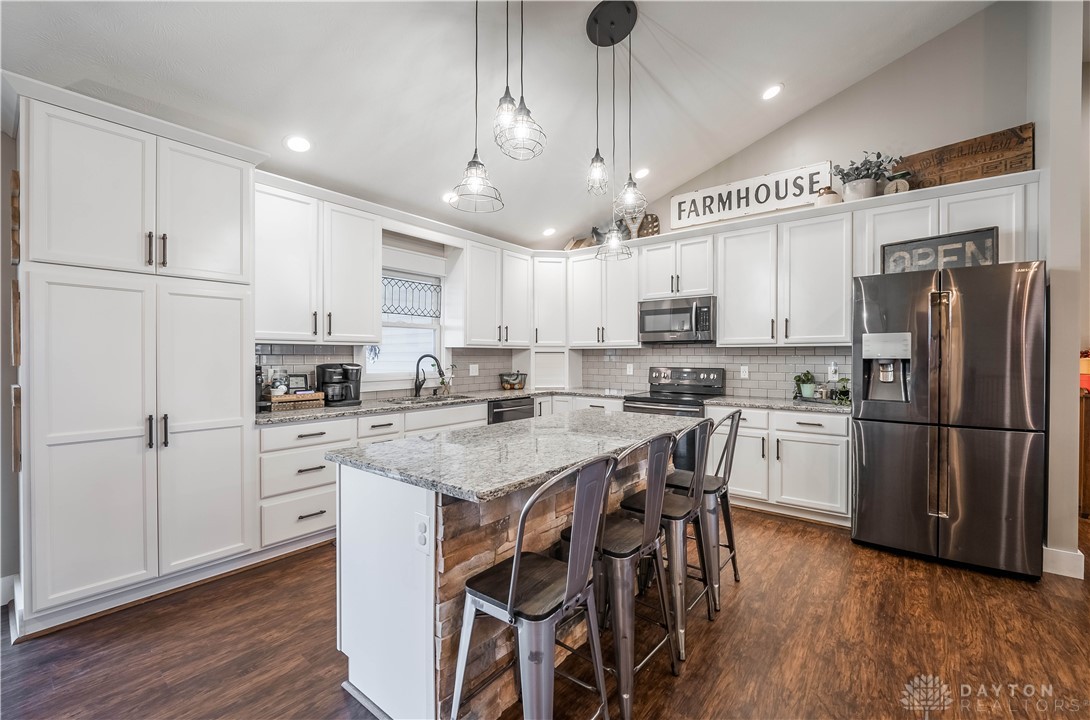 160 East Rusk Road Troy, OH 45373 - Photo 11 of 44 Gallery Image 11