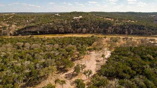 $800,000 | 196 C Rock Bottom Road, Hunt, TX 78024