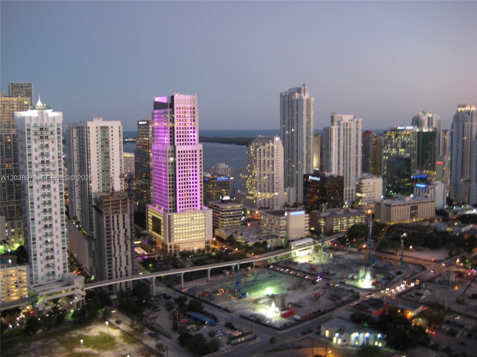 90 Southwest 3rd Street, Unit 4311 Miami, FL 33130 - Photo 1 of 33