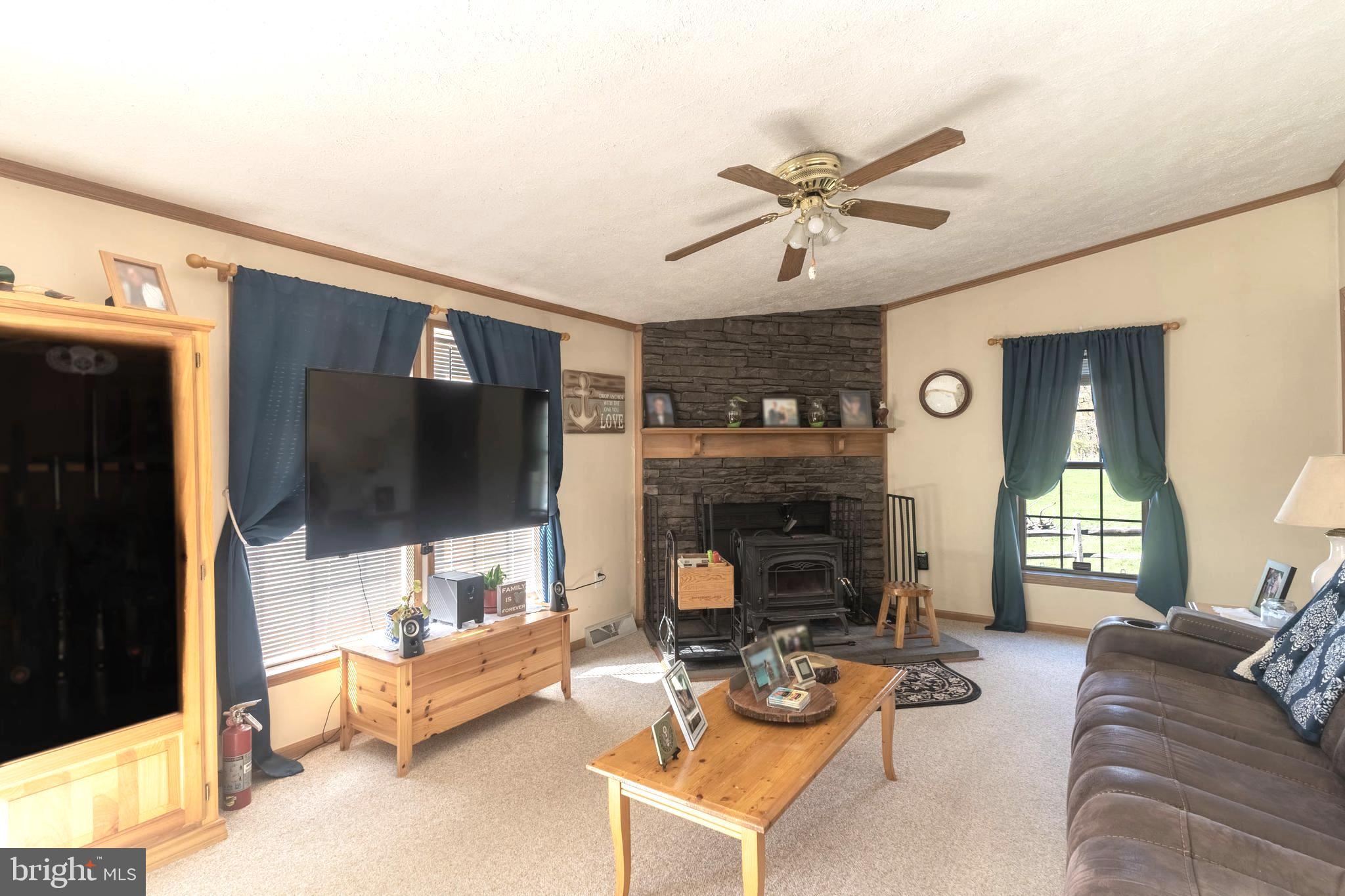 353 Burlin Road Port Deposit, MD 21904 - Photo 3 of 31 Family Room