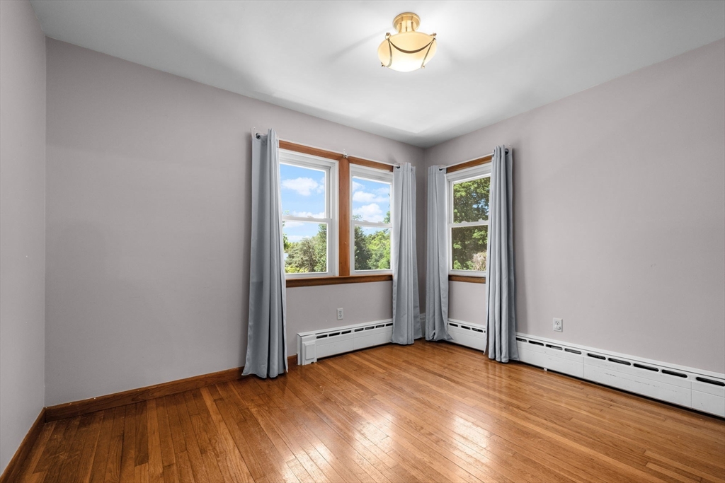 20 Quaker Road Falmouth, MA 02540 - Photo 24 of 38