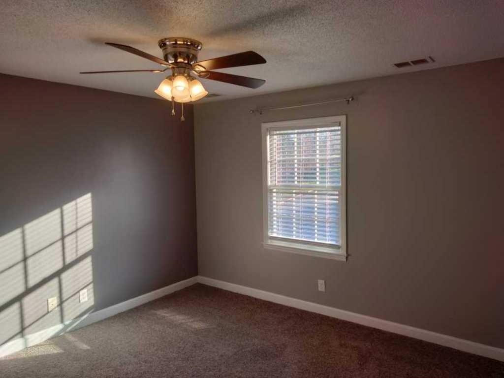 1432 Dover Road Spartanburg, SC 29301 - Photo 11 of 21 Gallery Image 11