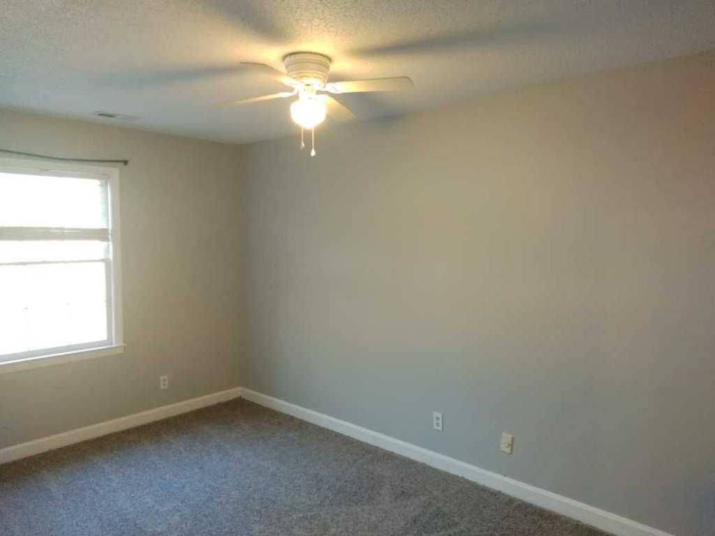 1432 Dover Road Spartanburg, SC 29301 - Photo 12 of 21 Gallery Image 12