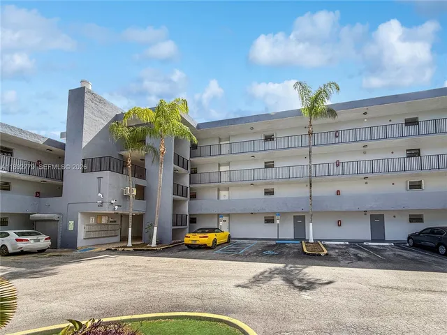 $340,000 | 6300 Southwest 138th Court, Unit 205, Miami, FL 33183