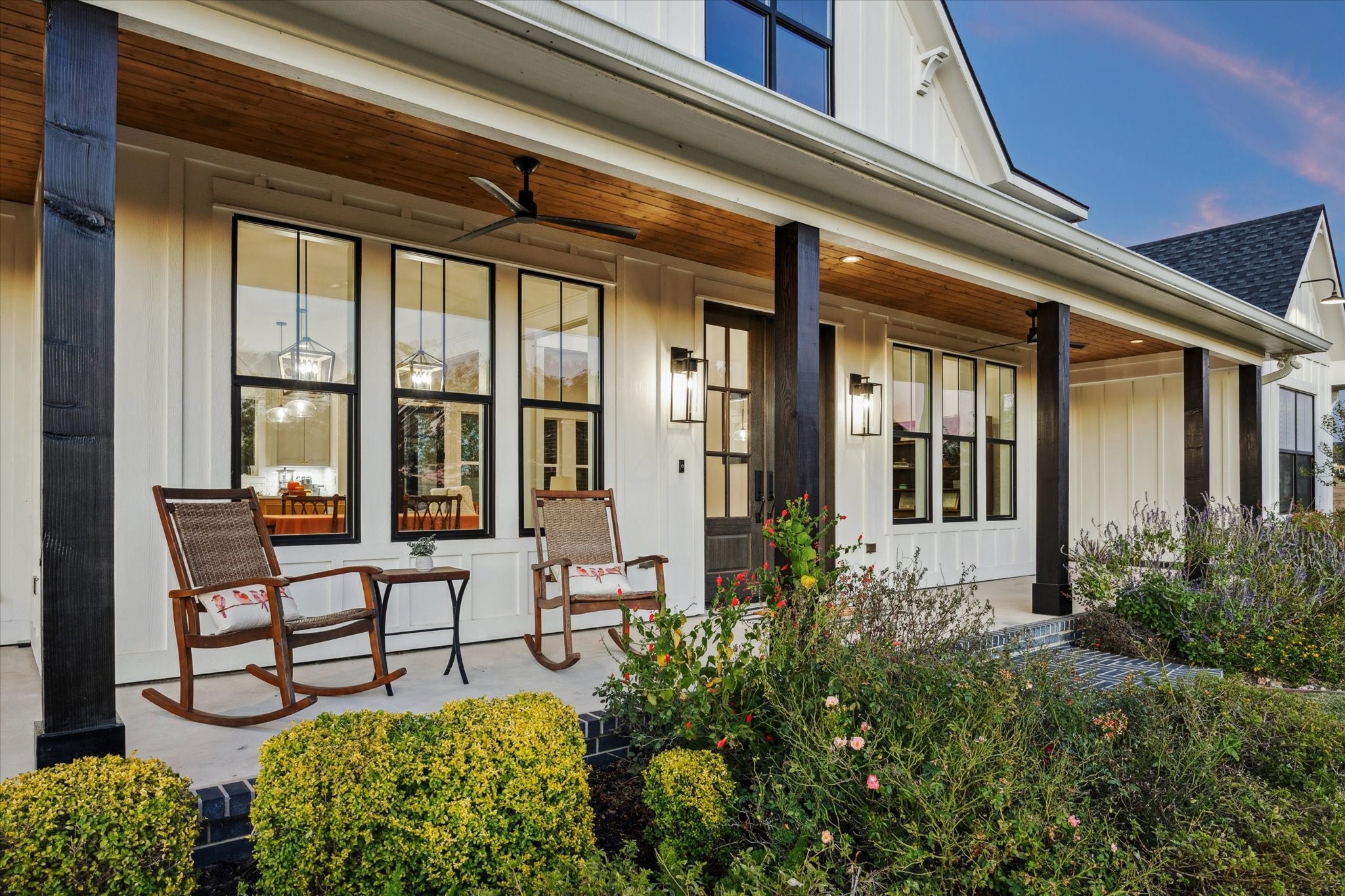 1009 Century Terrace Brenham, TX 77833 - Photo 48 of 49 a view of a house with sitting area