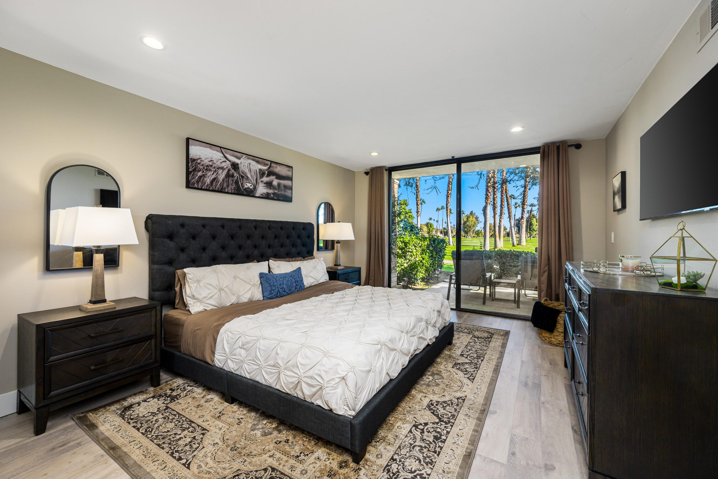 146 Las Lomas Palm Desert, CA 92260 - Photo 14 of 29 ll21