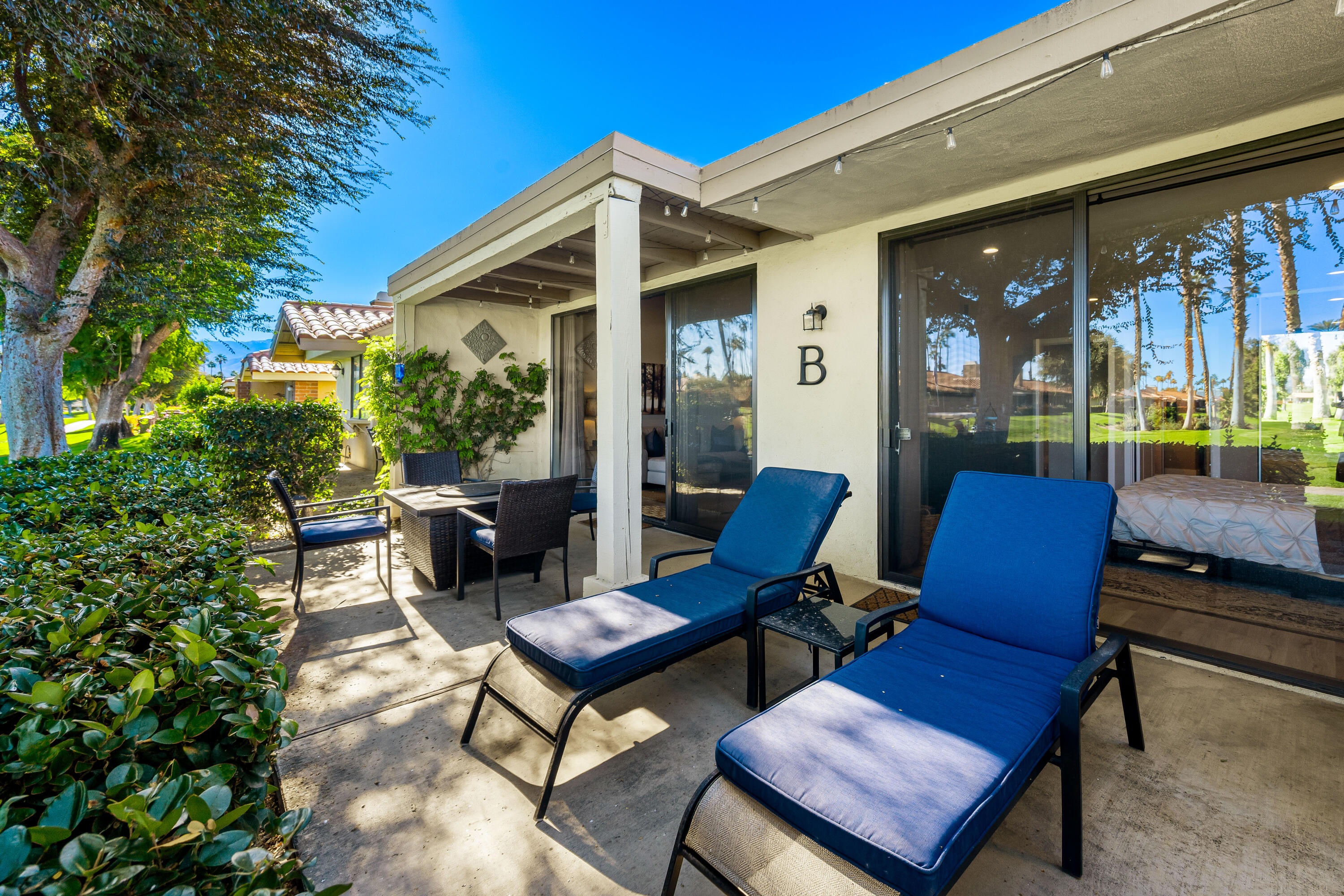 146 Las Lomas Palm Desert, CA 92260 - Photo 27 of 29 ll13