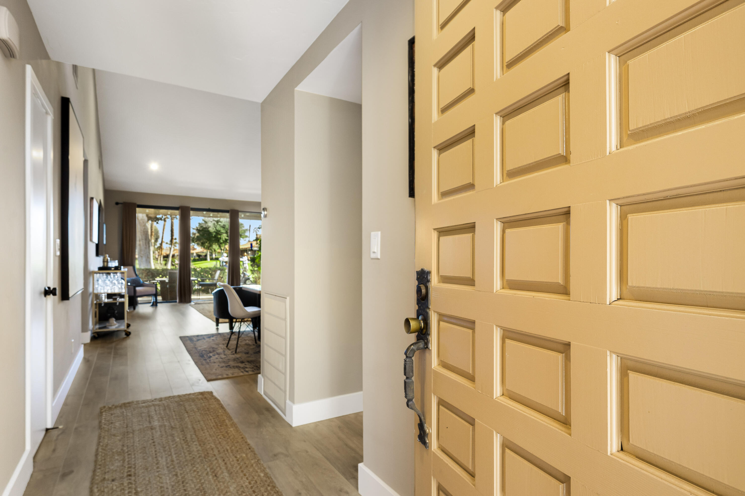 146 Las Lomas Palm Desert, CA 92260 - Photo 5 of 29 ll7