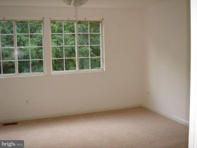 7586 Aspenpark Road Lorton, VA 22079 - Photo 6 of 10 Master Bedroom