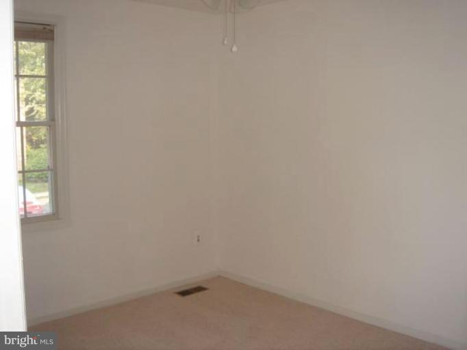 7586 Aspenpark Road Lorton, VA 22079 - Photo 9 of 10 Bedroom #2