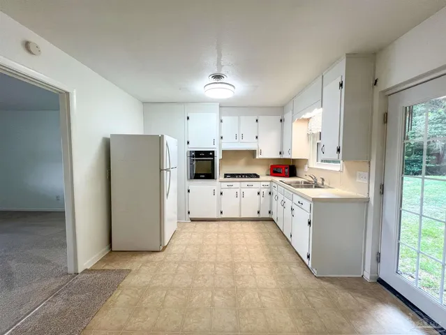 $1,650 | 7121 Marie Avenue, Pensacola, FL 32504