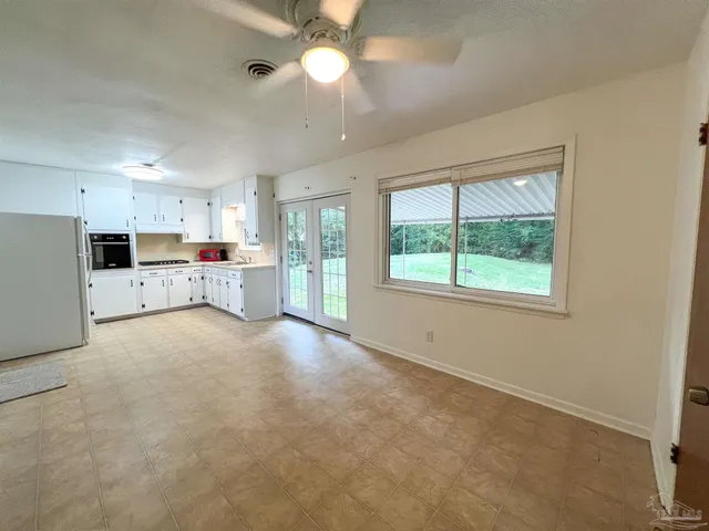 $1,650 | 7121 Marie Avenue, Pensacola, FL 32504