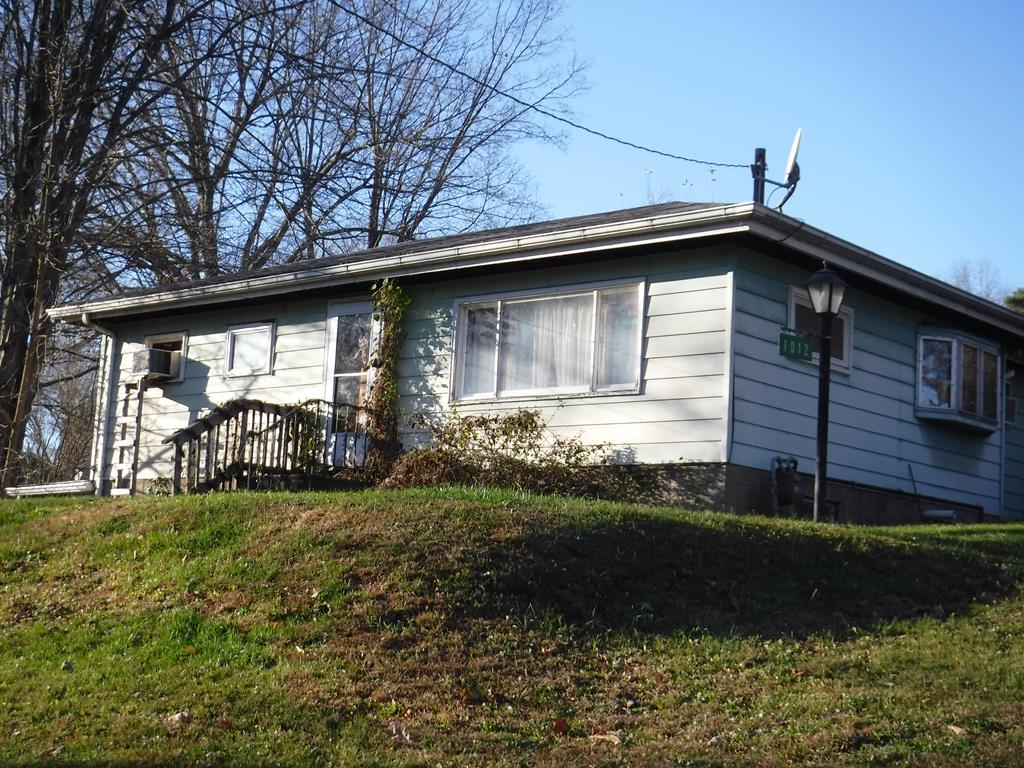 1012 Walnut Street Reno, PA 16343 - Photo 1 of 9 Gallery Image 1