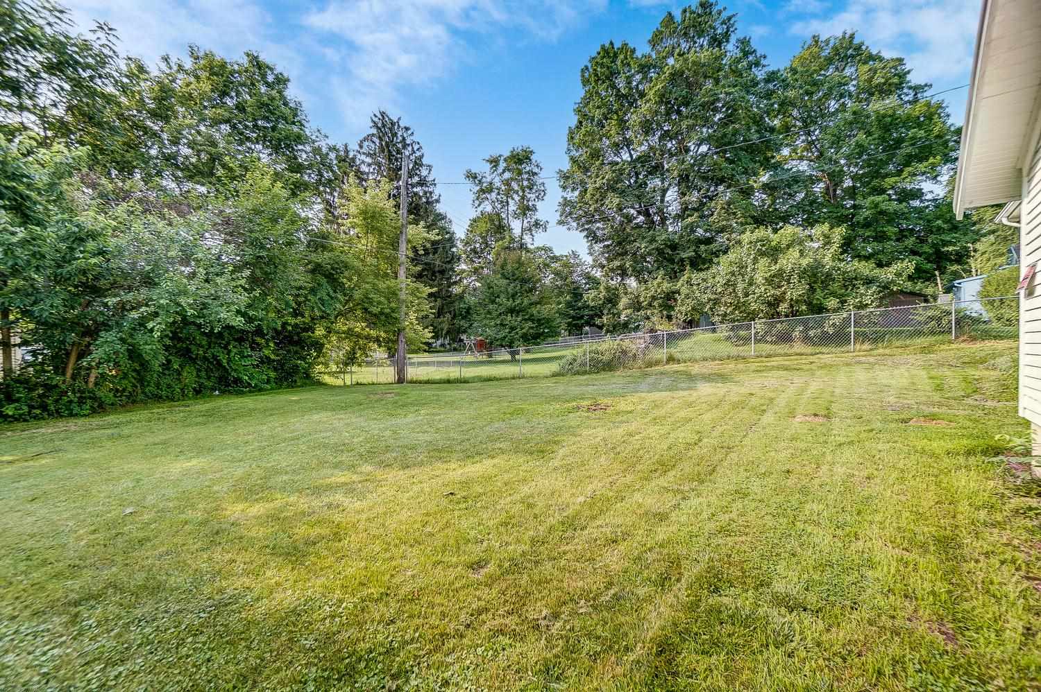 525 Hawpatch Street Lagrange, IN 46761 - Photo 22 of 24 Gallery Image 22