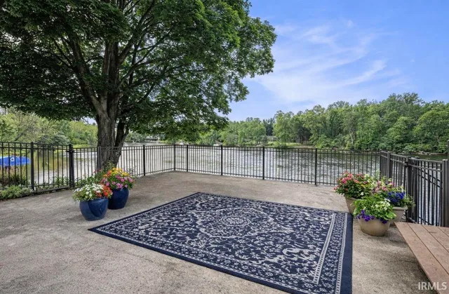 $998,000 | 20870 North River Ridge Drive, Bristol, IN 46507