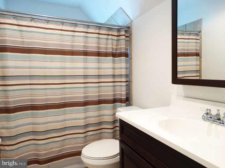 2 Harp Road Levittown, PA 19056 - Photo 12 of 17 Gallery Image 12