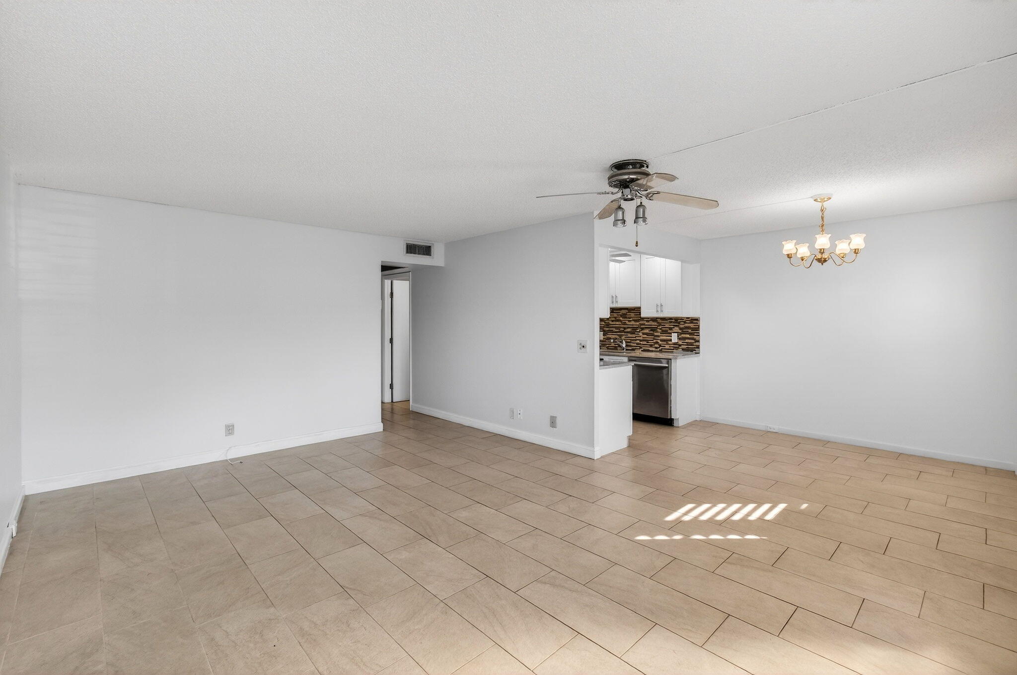 1017 Cornwall East Boca Raton, FL 33434 - Photo 13 of 97 16-web-or-mls-DSC_1464