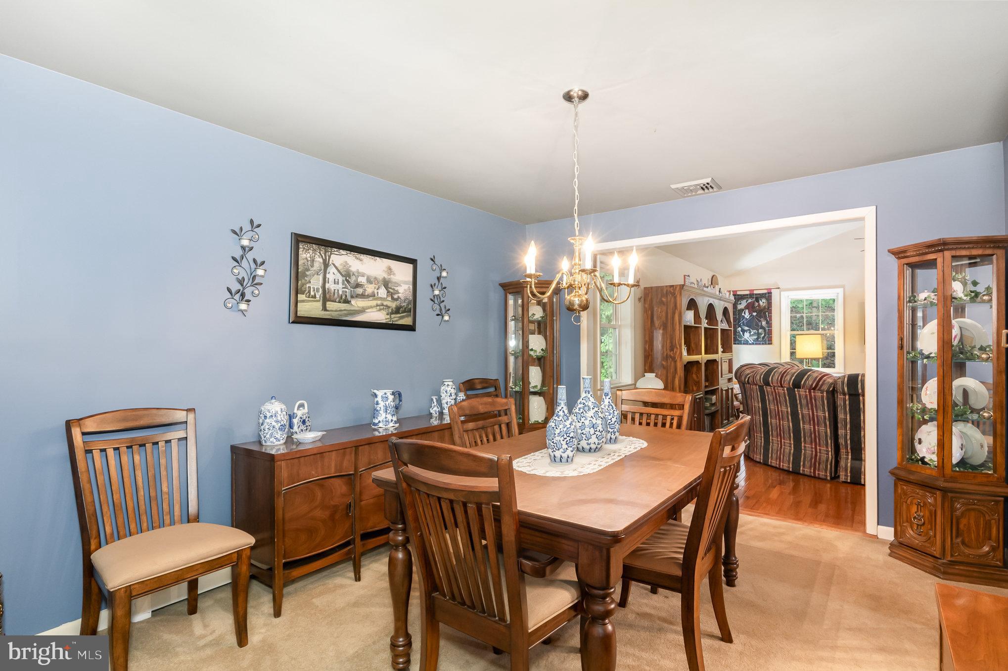 417 Ray Mar Road Oxford, PA 19363 - Photo 11 of 34 a view of a dining room with furniture