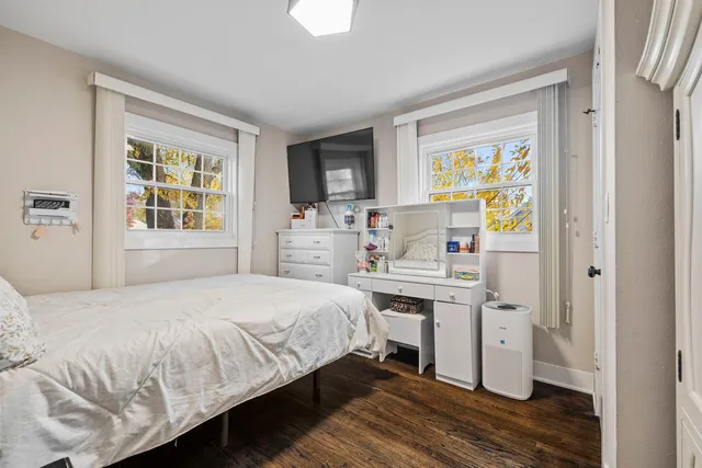 $339,000 | 8602 South Oak Park Avenue, Burbank, IL 60459