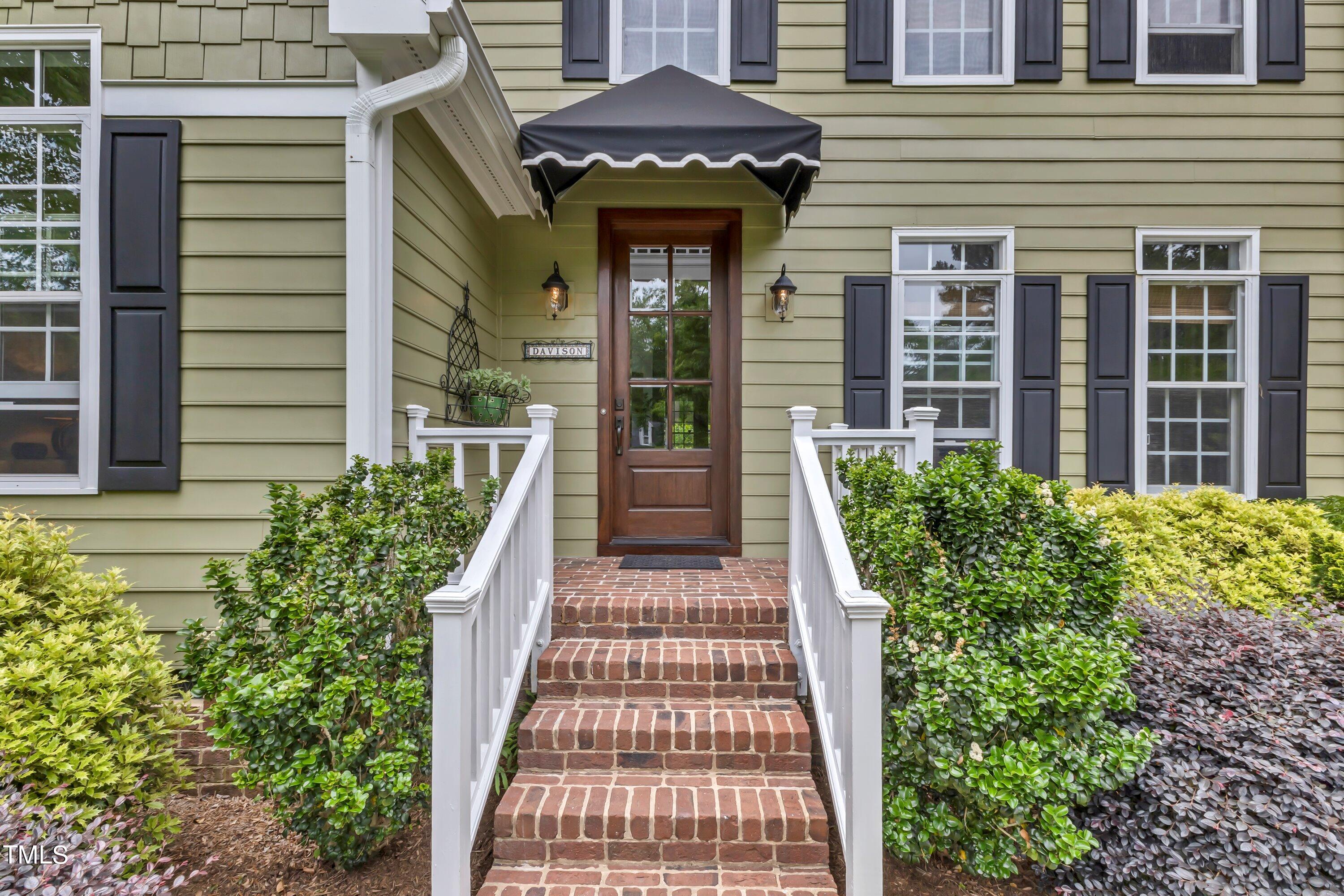 6105 Montcastle Court Raleigh, NC 27612 - Photo 3 of 44 front view of a house
