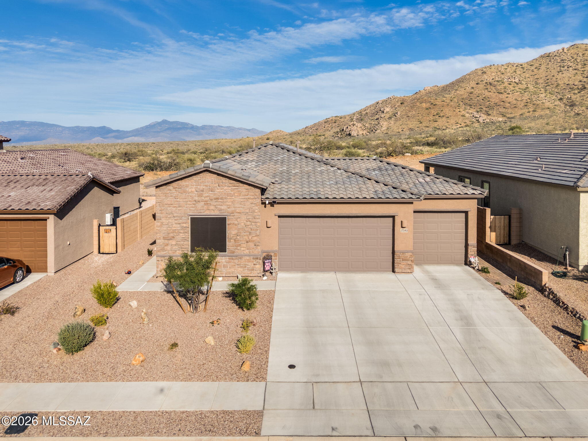 17593 South Ridgerunner Drive Vail, AZ 85641 - Photo 3 of 27
