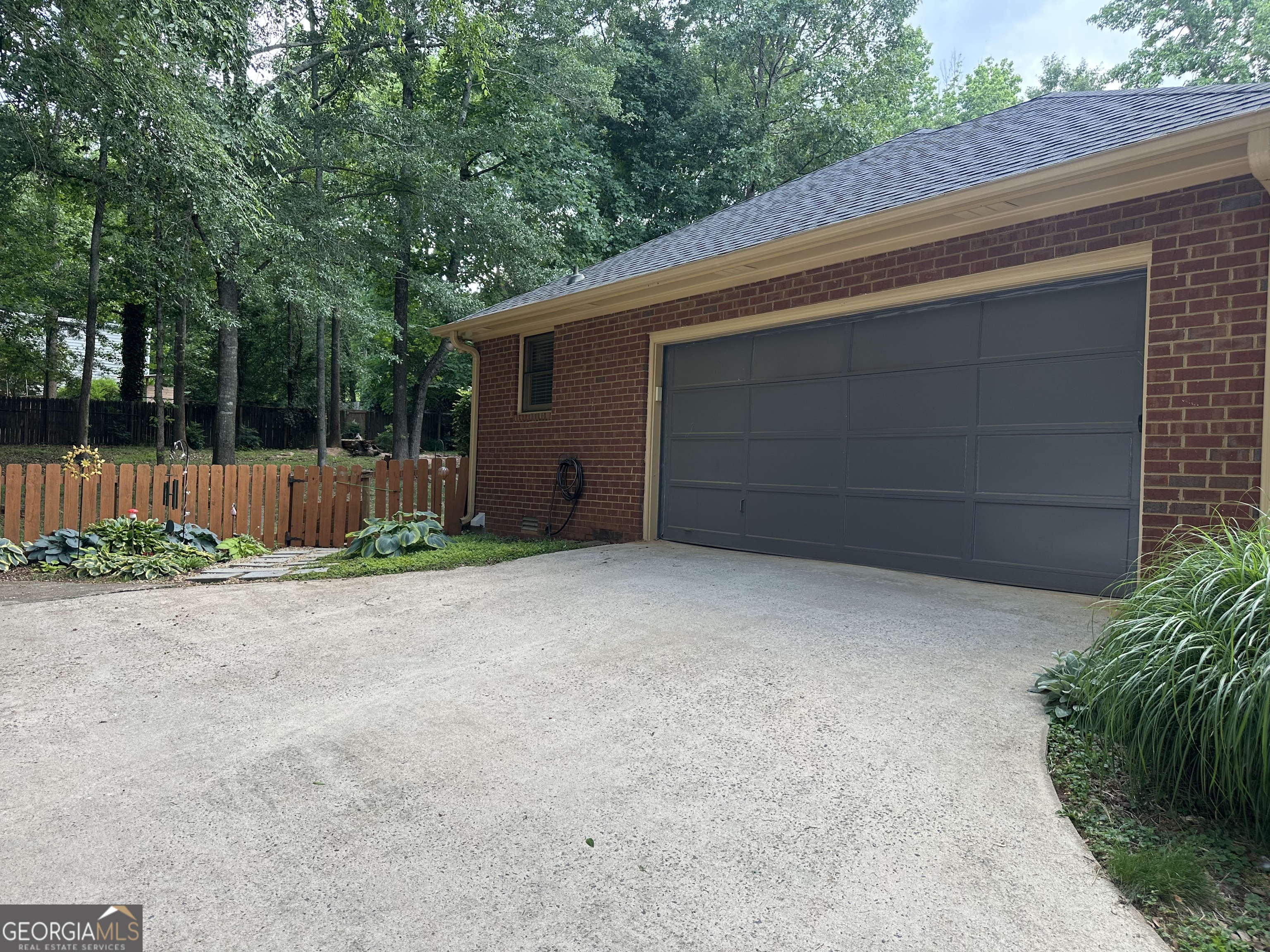 126 Buckeye Branch Athens, GA 30605 - Photo 4 of 37