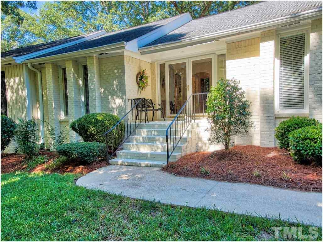 11409 Coachmans Way Raleigh, NC 27614 - Photo 2 of 25