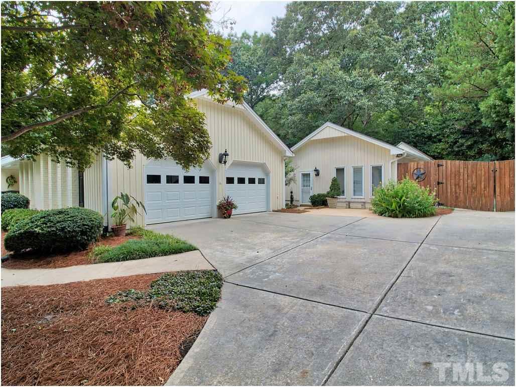 11409 Coachmans Way Raleigh, NC 27614 - Photo 3 of 25