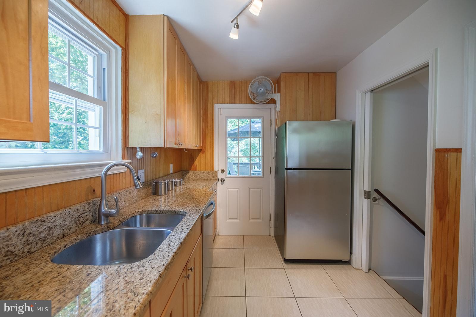 9108 Wire Avenue Silver Spring, MD 20901 - Photo 13 of 65 Gallery Image 13