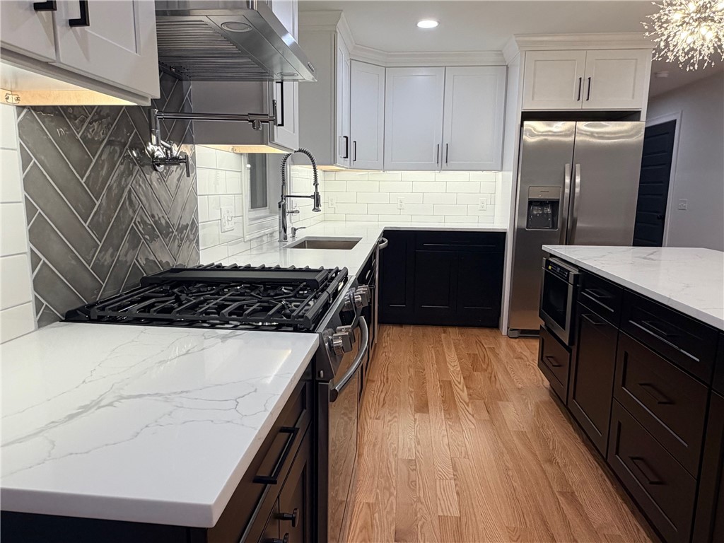 212 St Louis Avenue Woonsocket, RI 02895 - Photo 7 of 35
