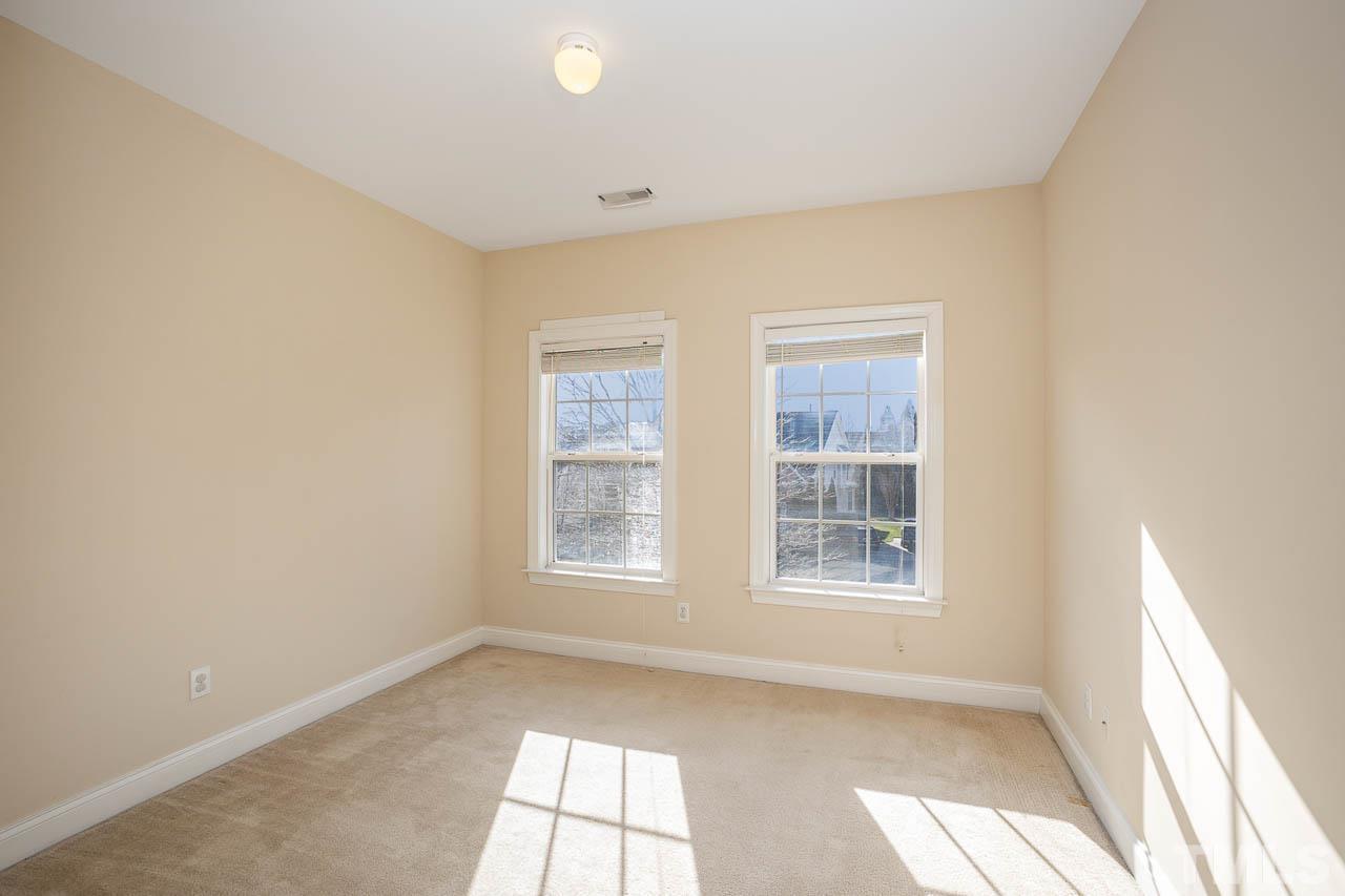 108 Ivyshaw Road Cary, NC 27519 - Photo 23 of 30 Gallery Image 23