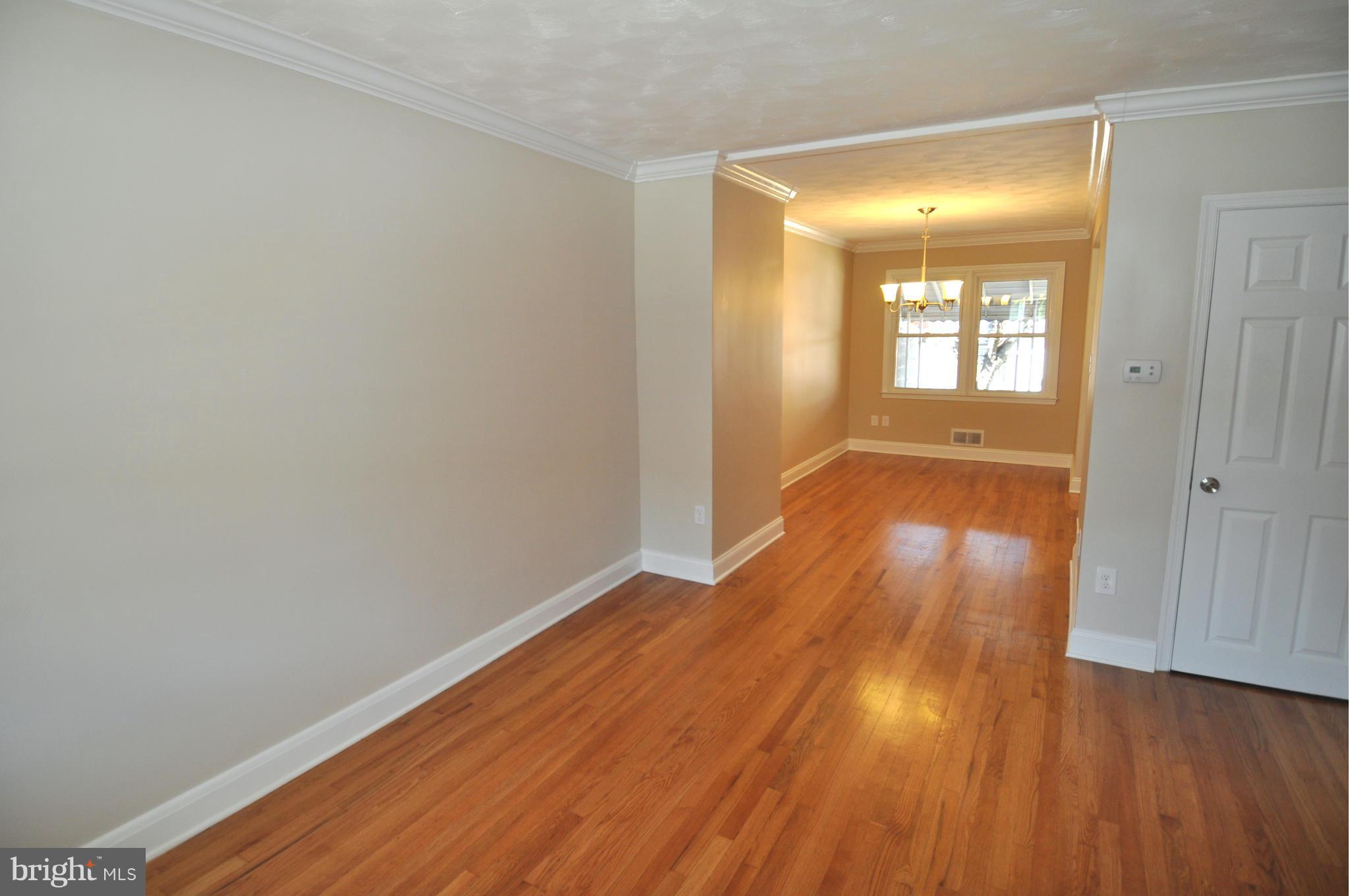 2225 Coralthorn Road Baltimore, MD 21220 - Photo 6 of 23 Interior (General)