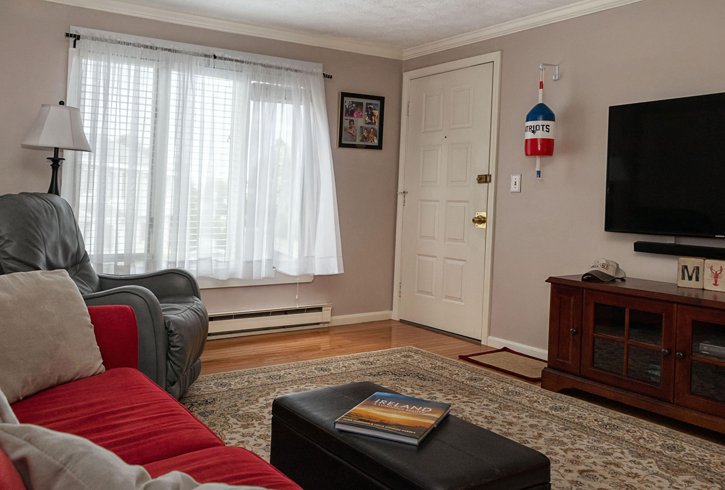 1372 Post Road, Unit 2D Wells, ME 04090 - Photo 11 of 25 Living Room